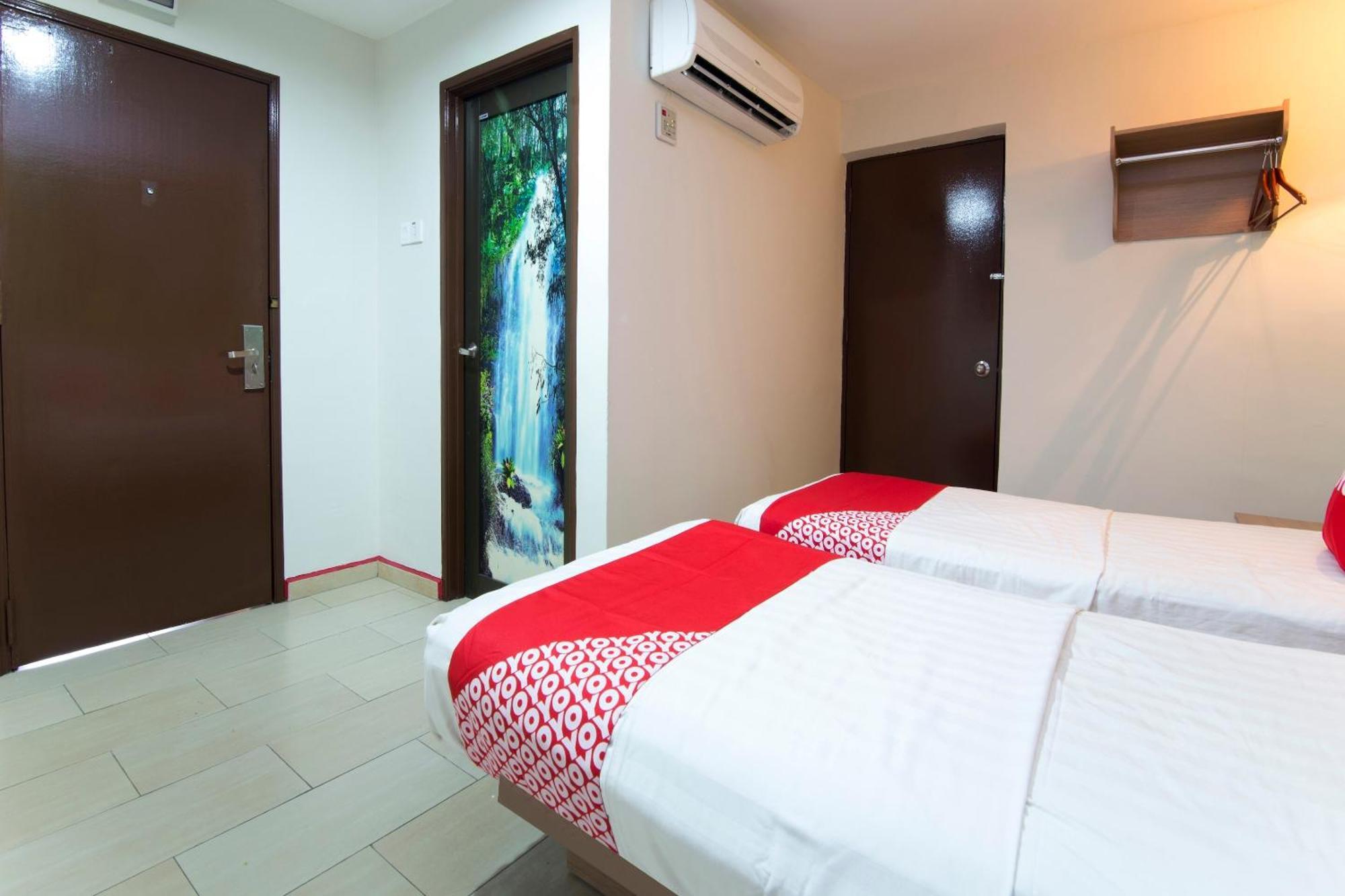 Valley View Hotel Lumut Exterior foto