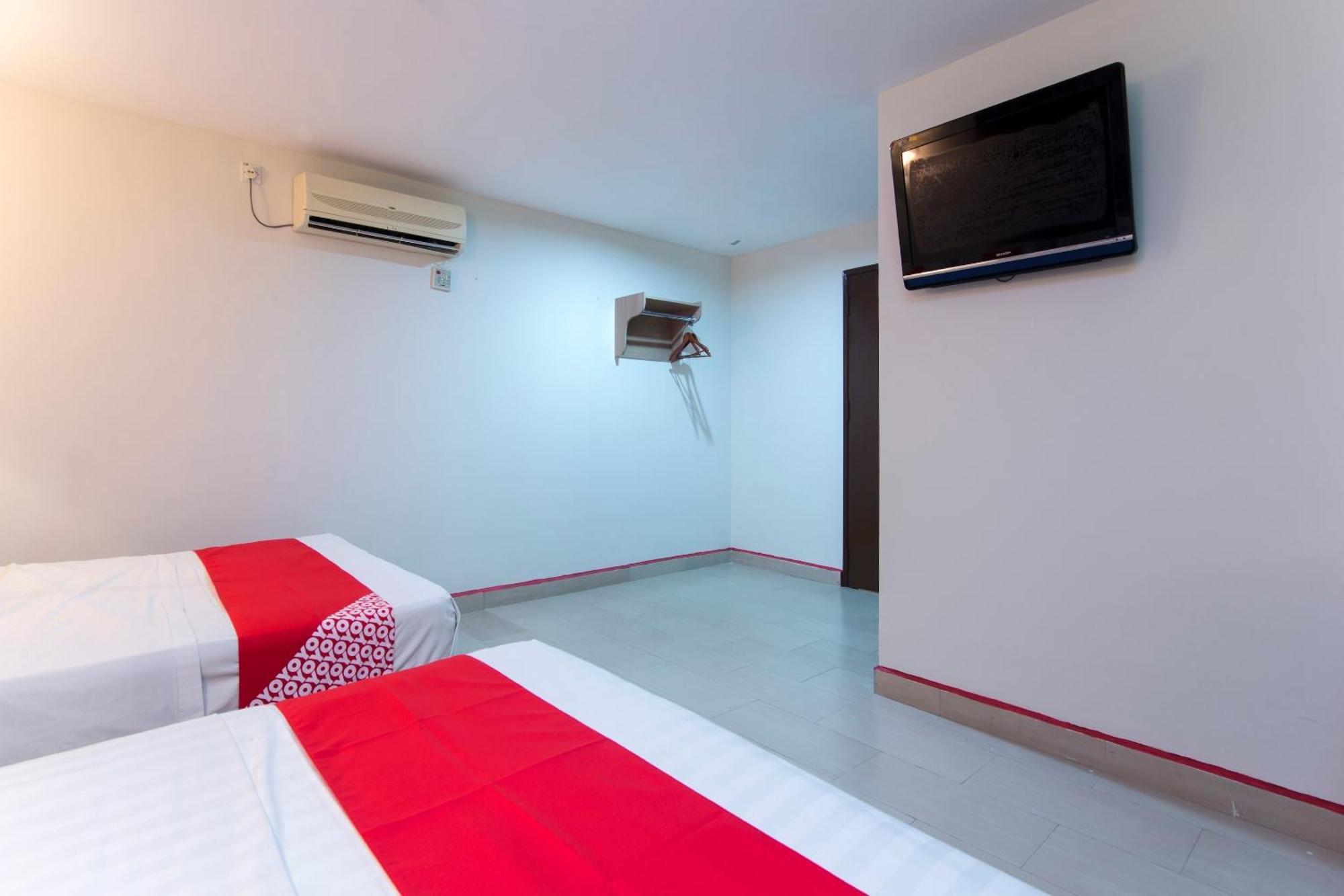Valley View Hotel Lumut Exterior foto