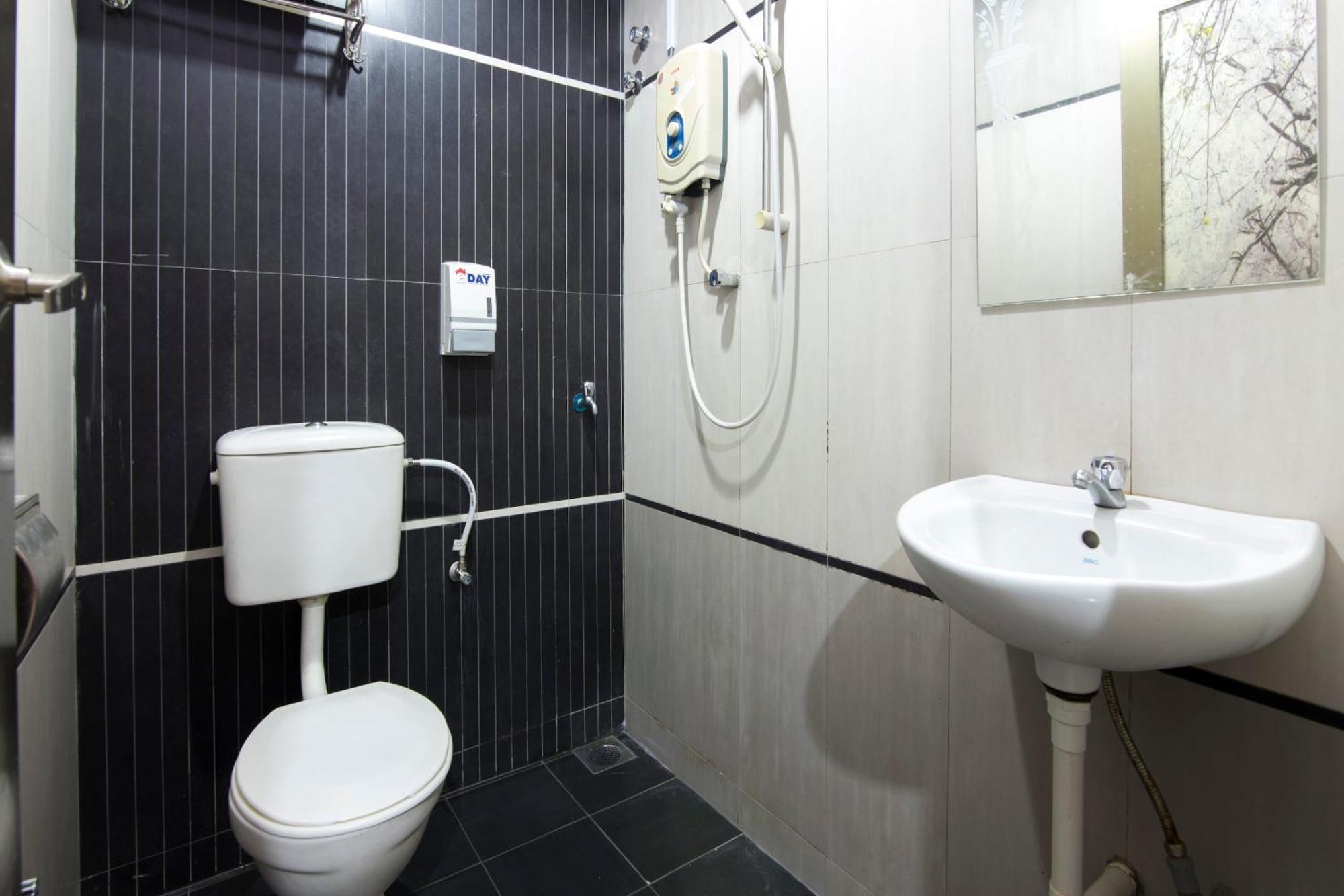 Valley View Hotel Lumut Exterior foto